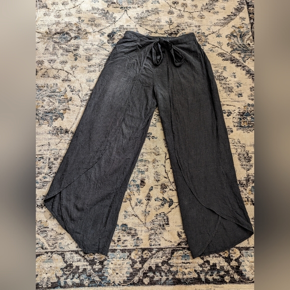 Patagonia Grey Garden Island Pants, Medium - Picture 3 of 7